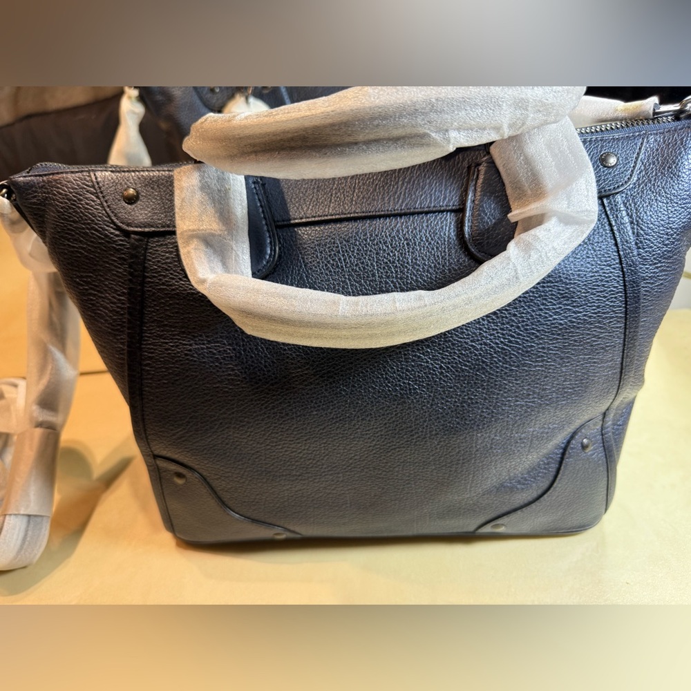 Coach Mickie Satchel in grain pearlized leather NWT - Picture 8 of 13